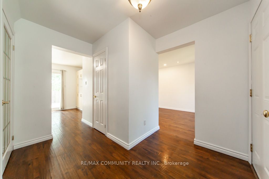 74 Fernbank Place