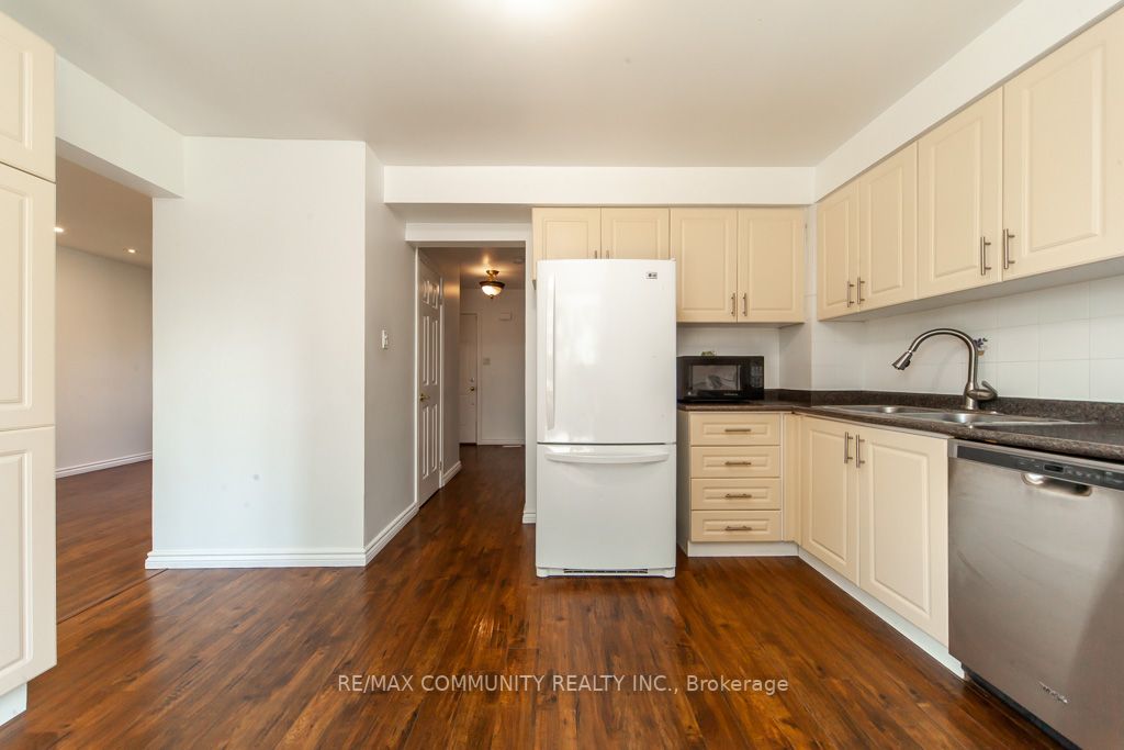 74 Fernbank Place