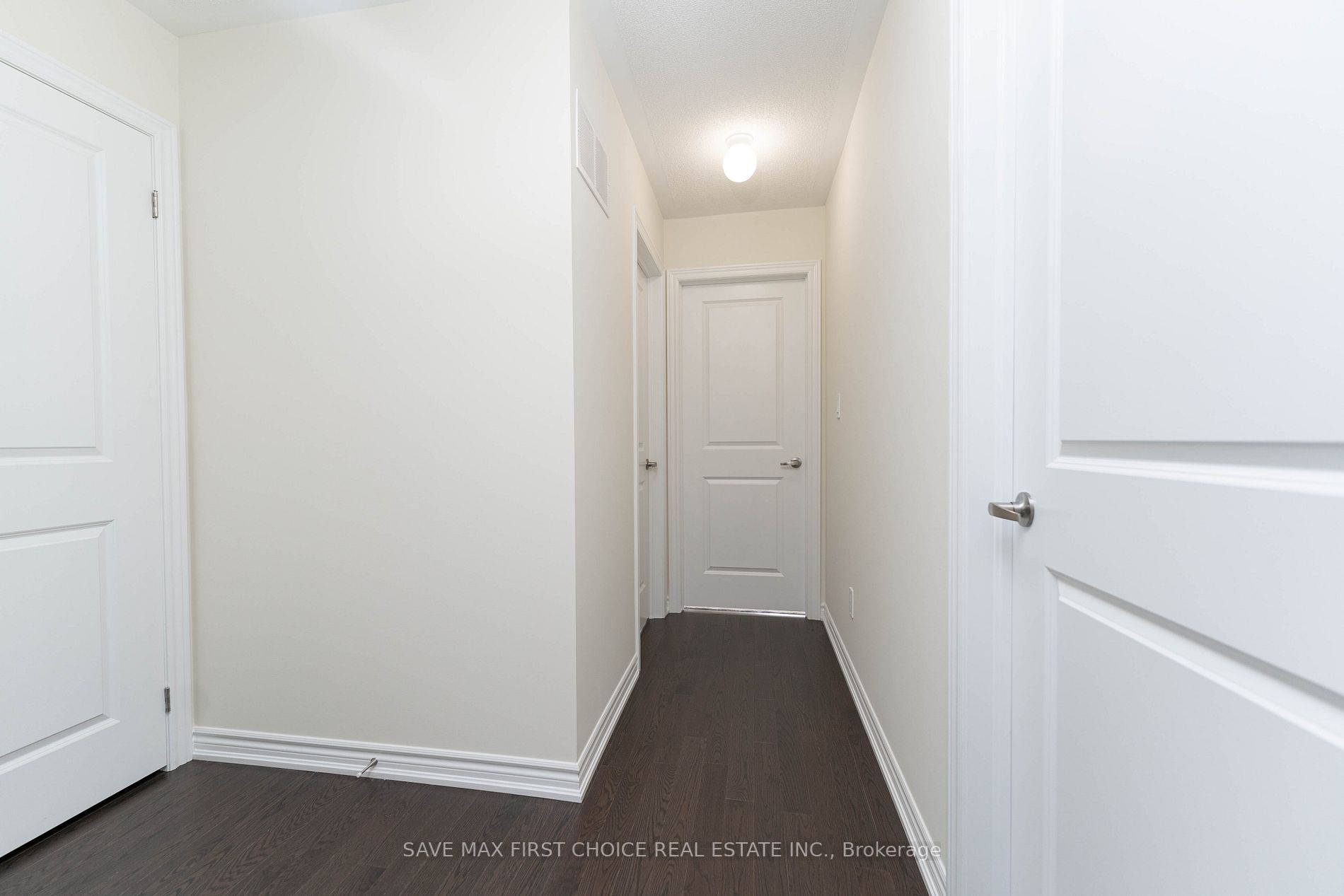 20 Bertram Gate