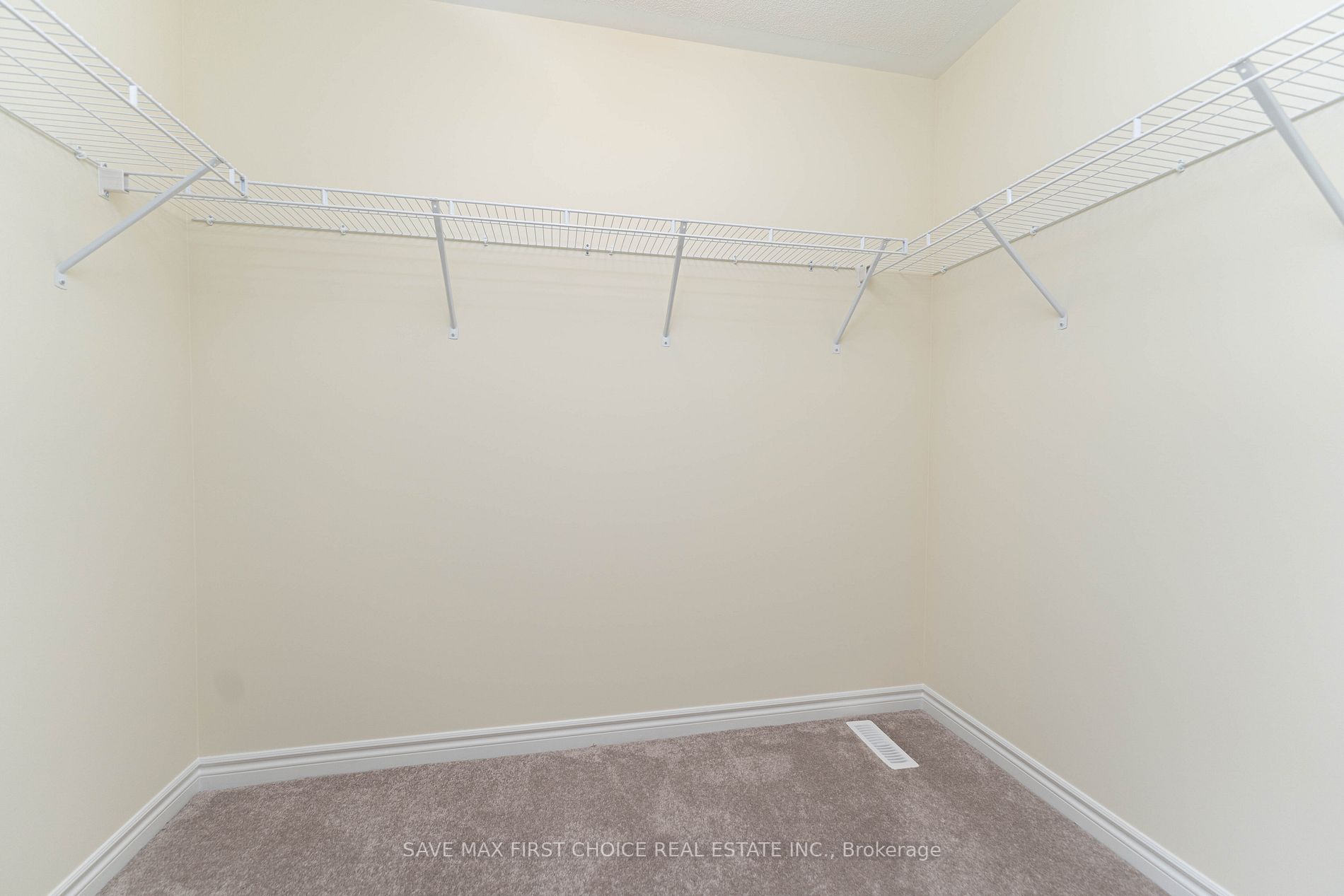20 Bertram Gate