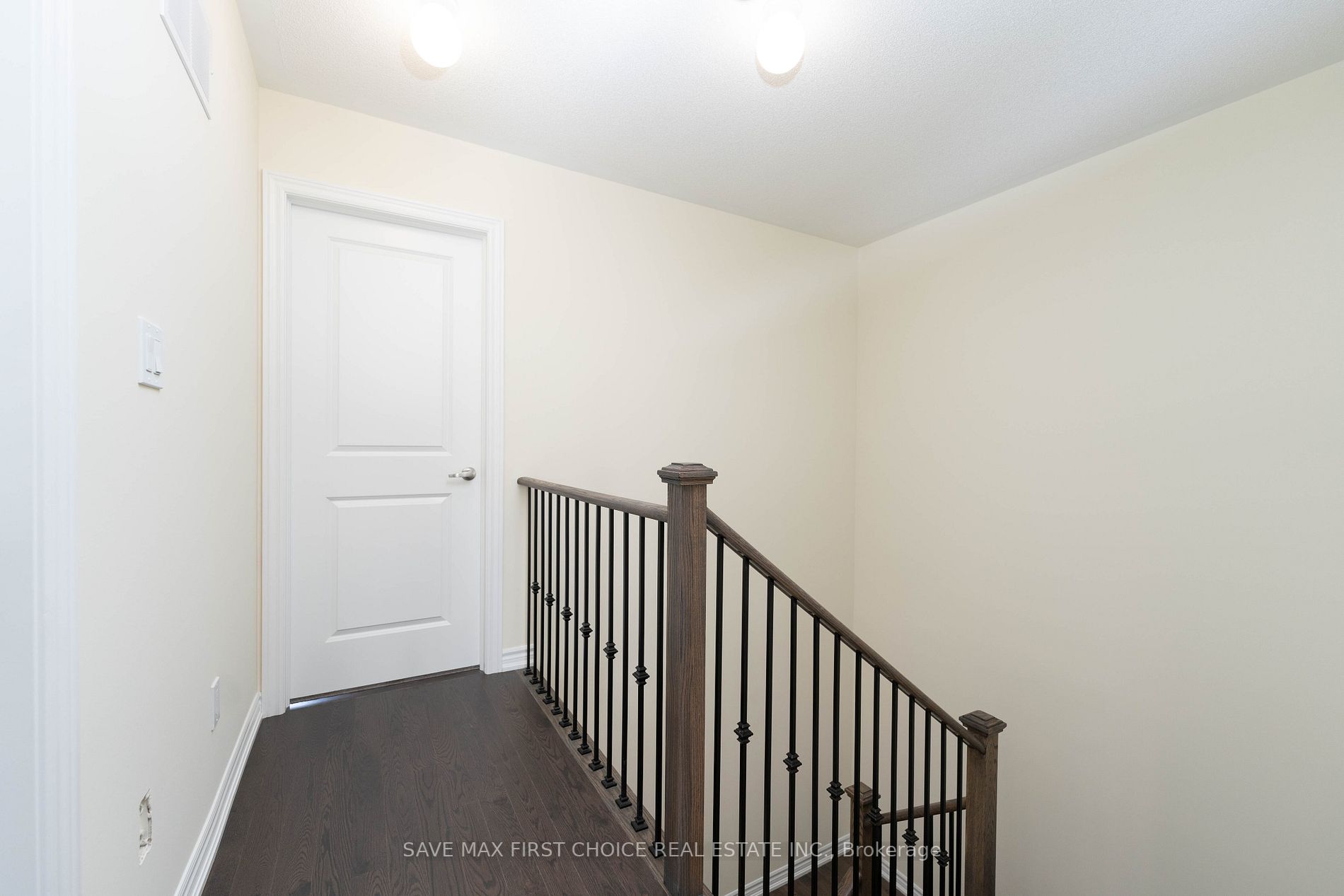 20 Bertram Gate