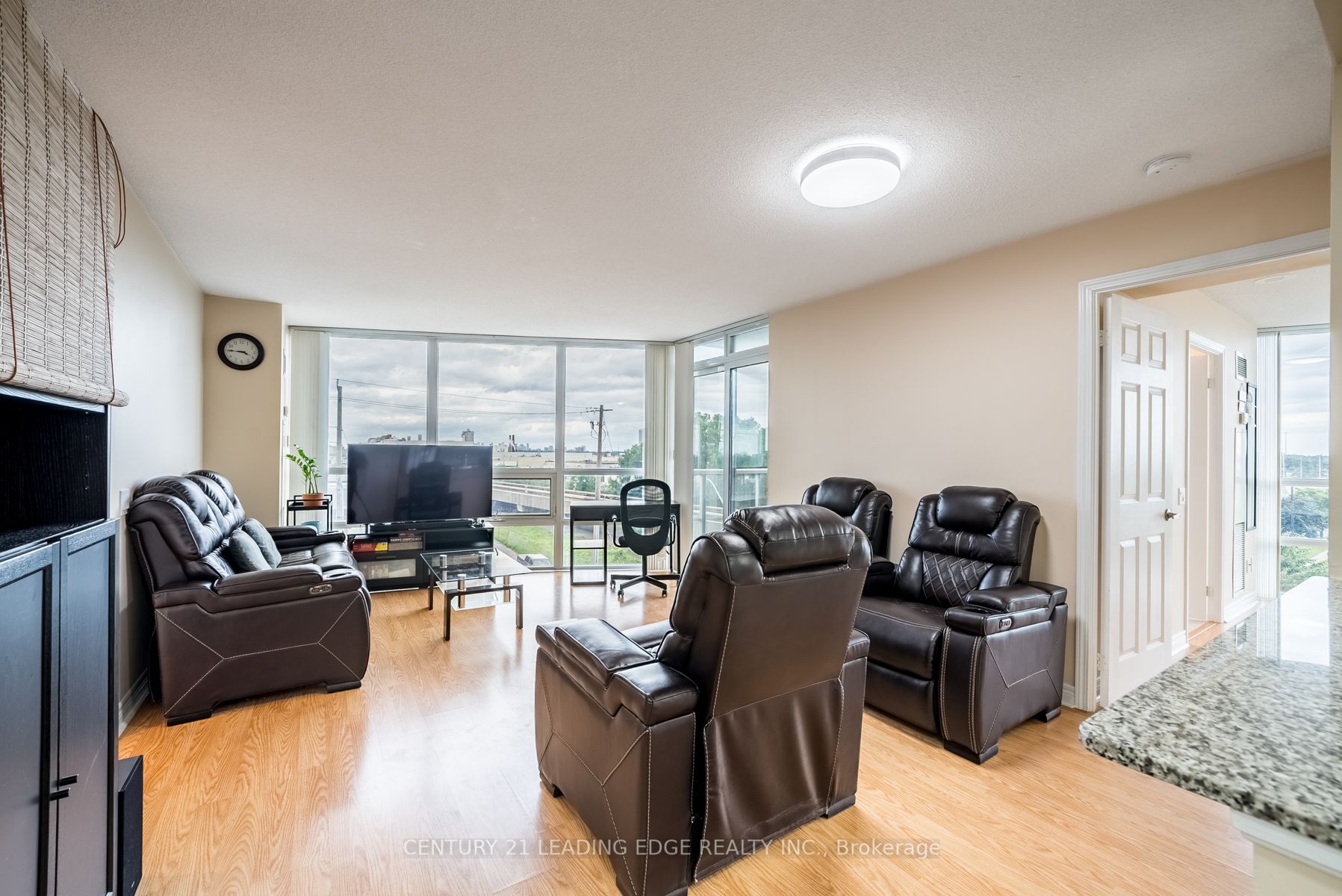 Listing E6747914 - Large Photo # 17