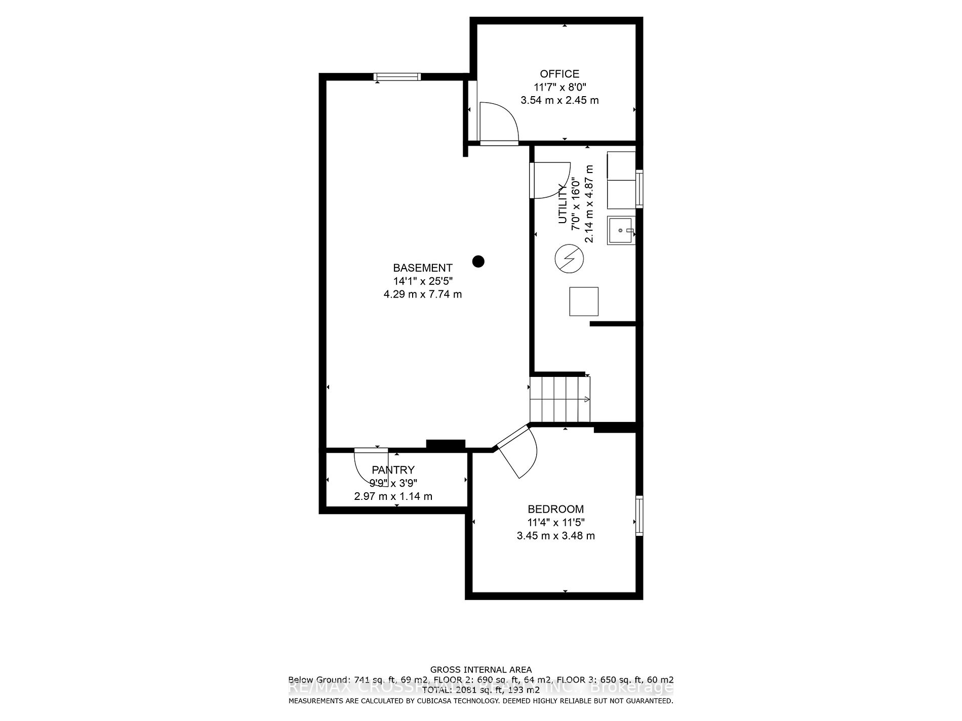 1632 Fairfield Crescent