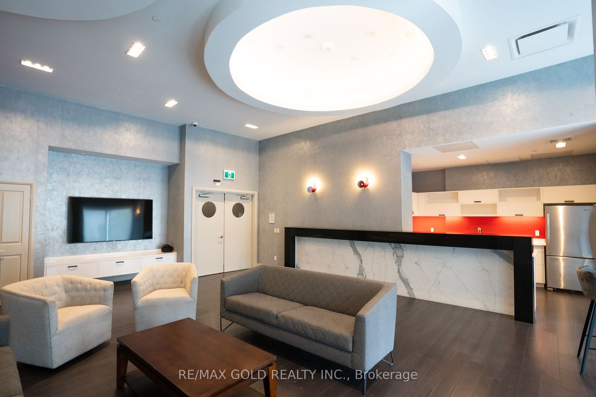 30 Meadowglen Pl, #1409
