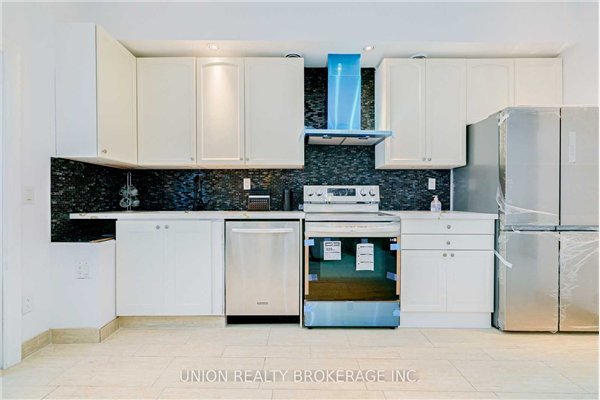 2246 Queen St E, Toronto