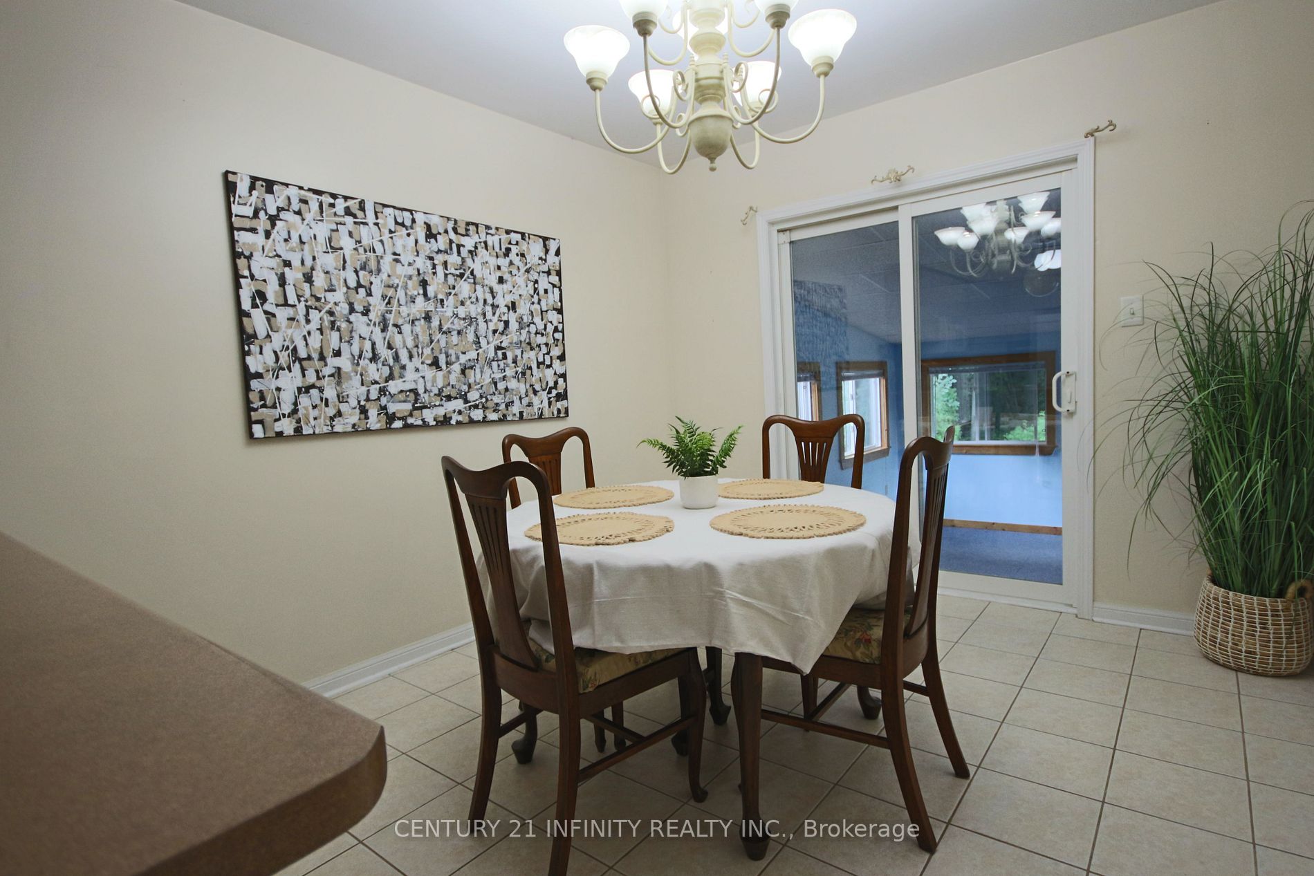 28 Solmar Ave