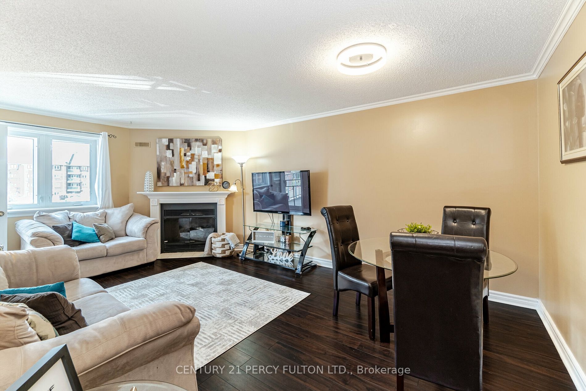 189 Lake Driveway W, #209