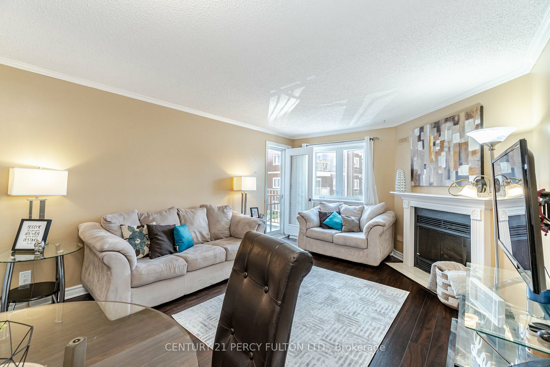 189 Lake Driveway W, #209