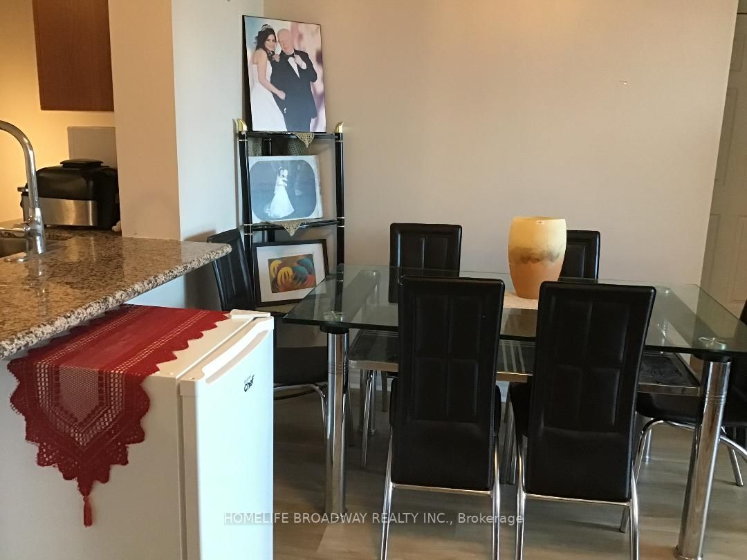 61 Town Centre Crt, #2104