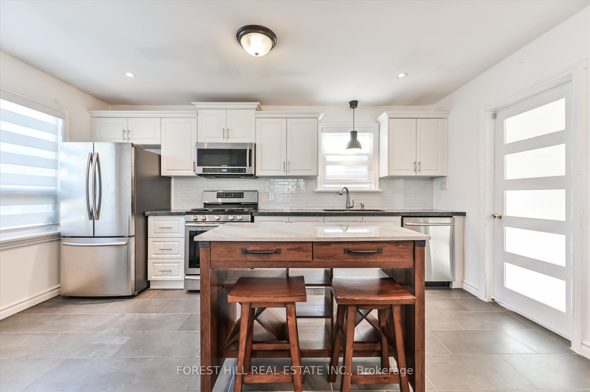 6 Willingdon Ave