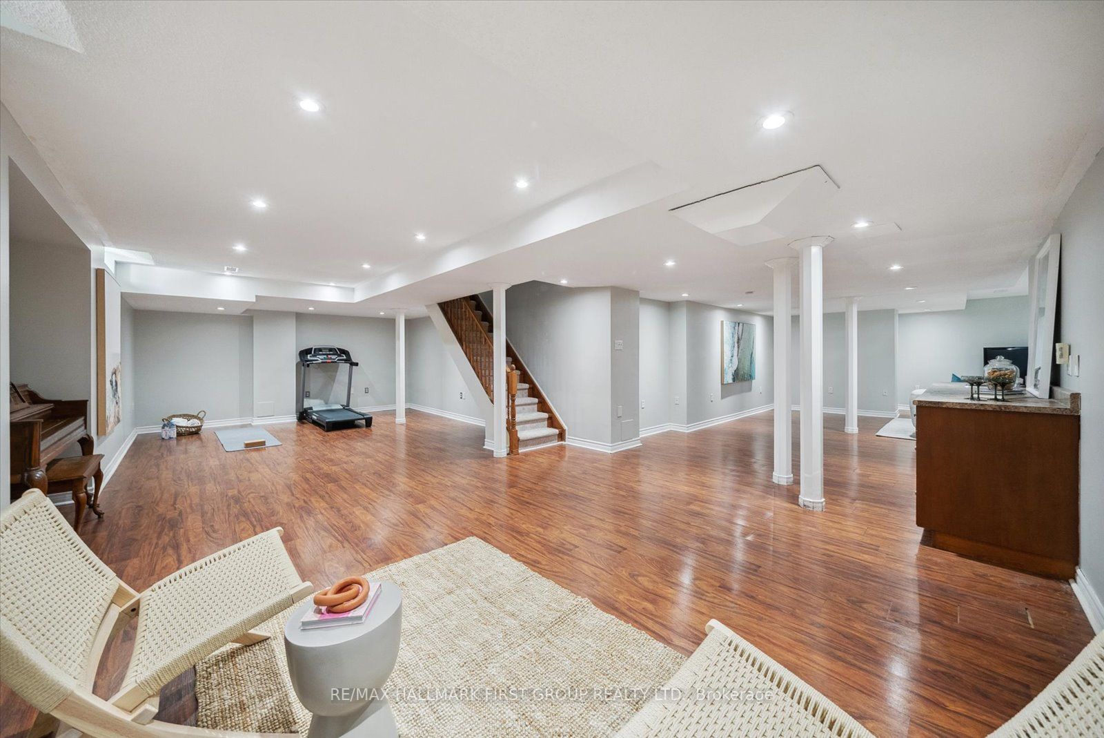 25 Upchurch Ave