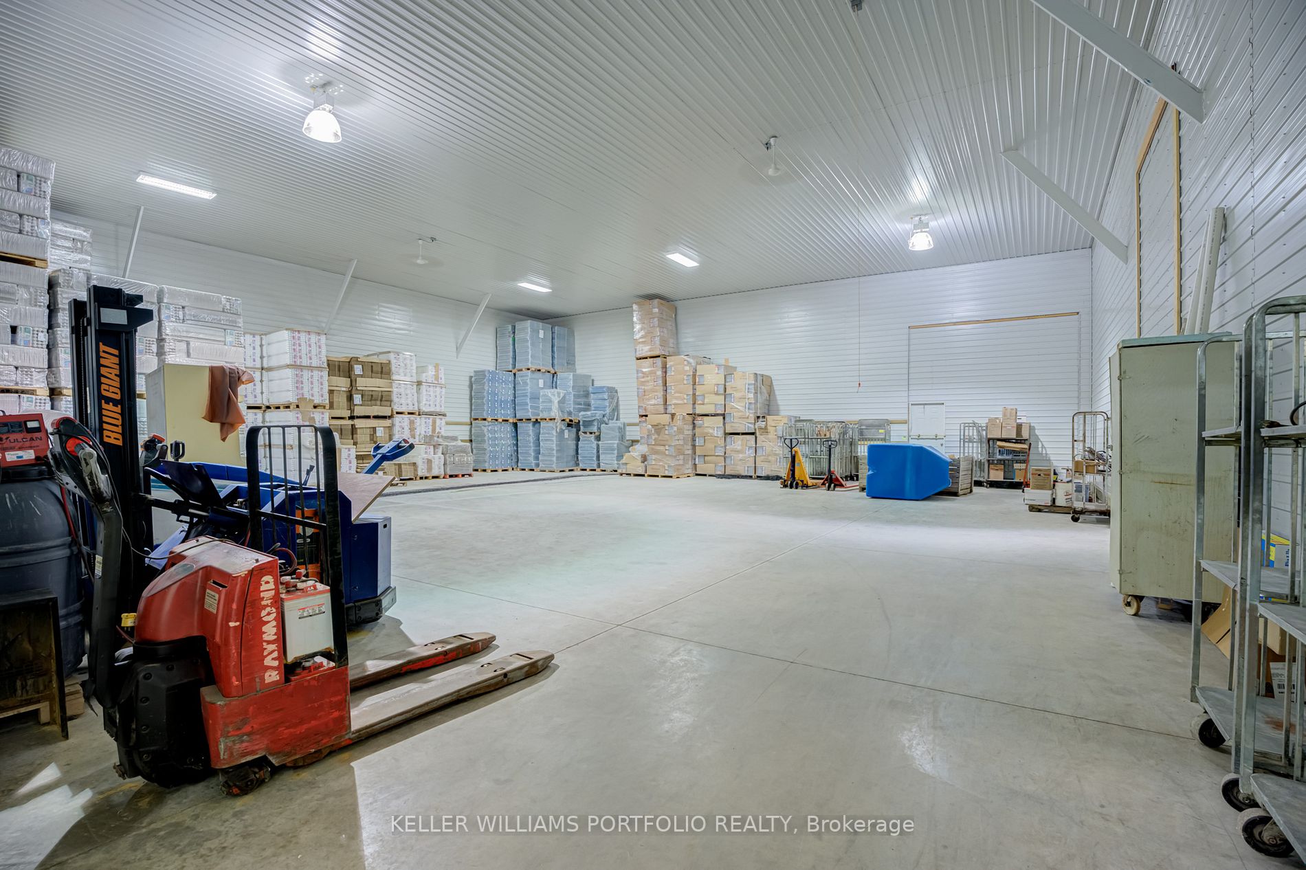 3880 Edgerton Rd