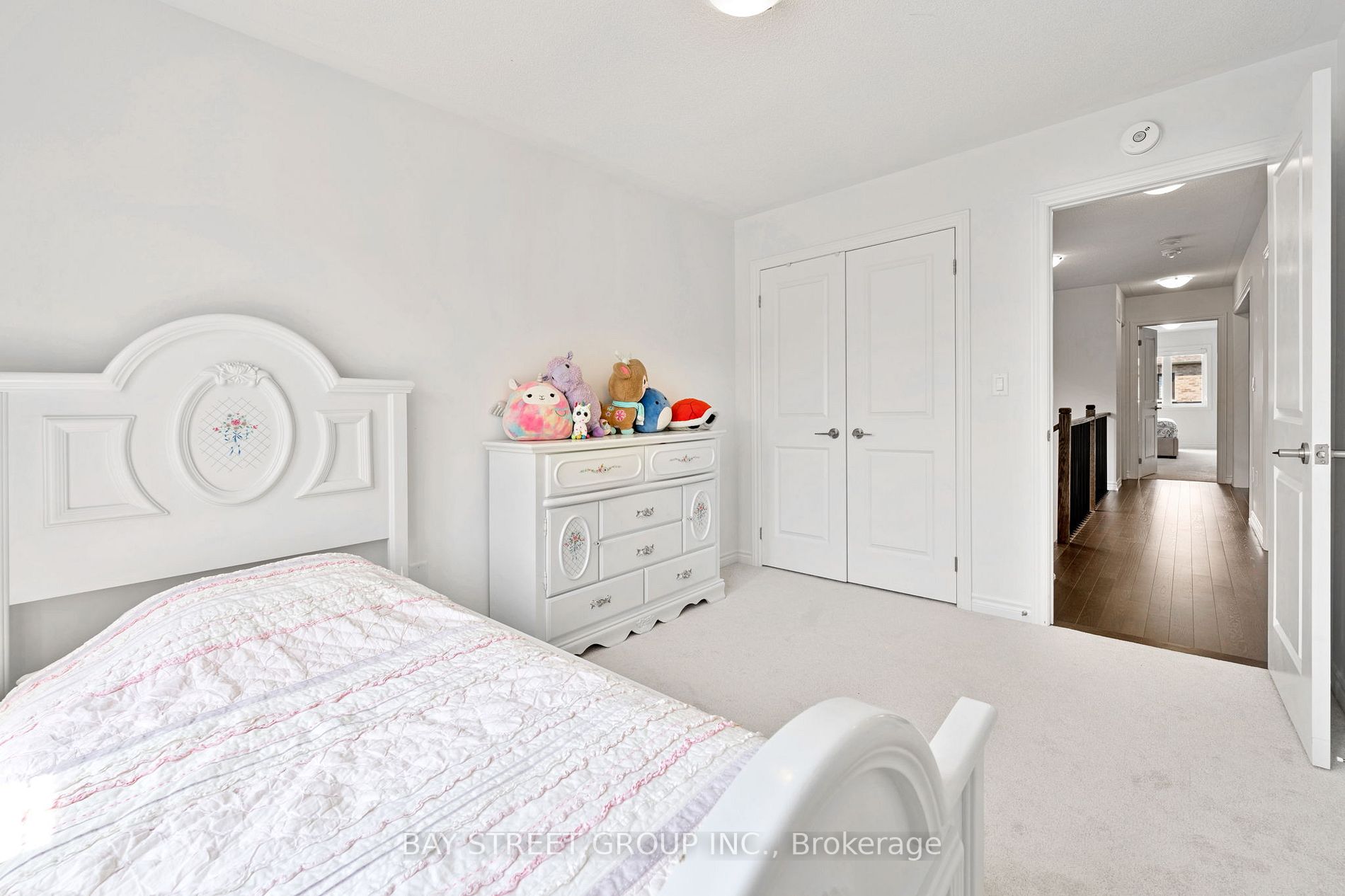 115 Laing Dr