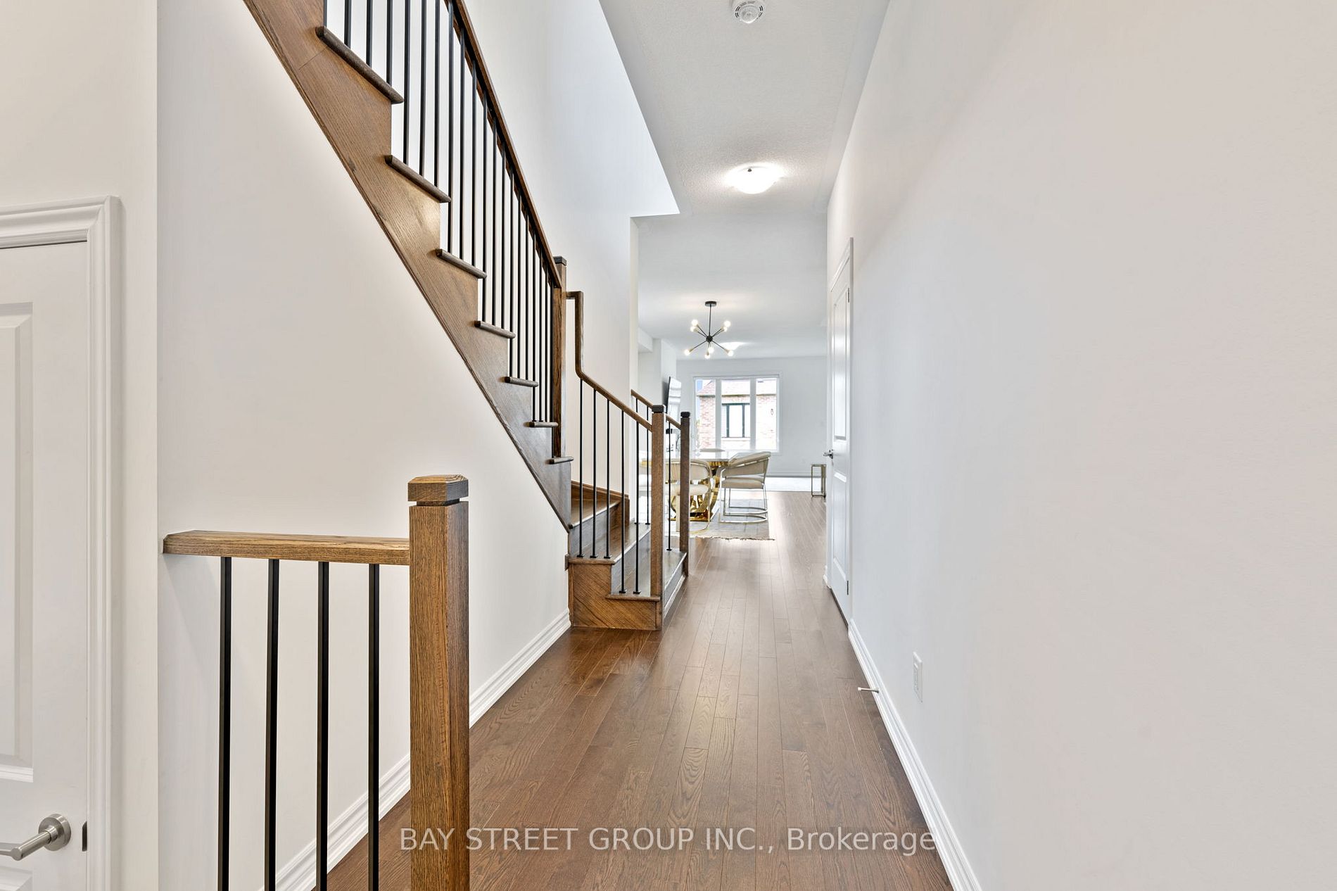 115 Laing Dr
