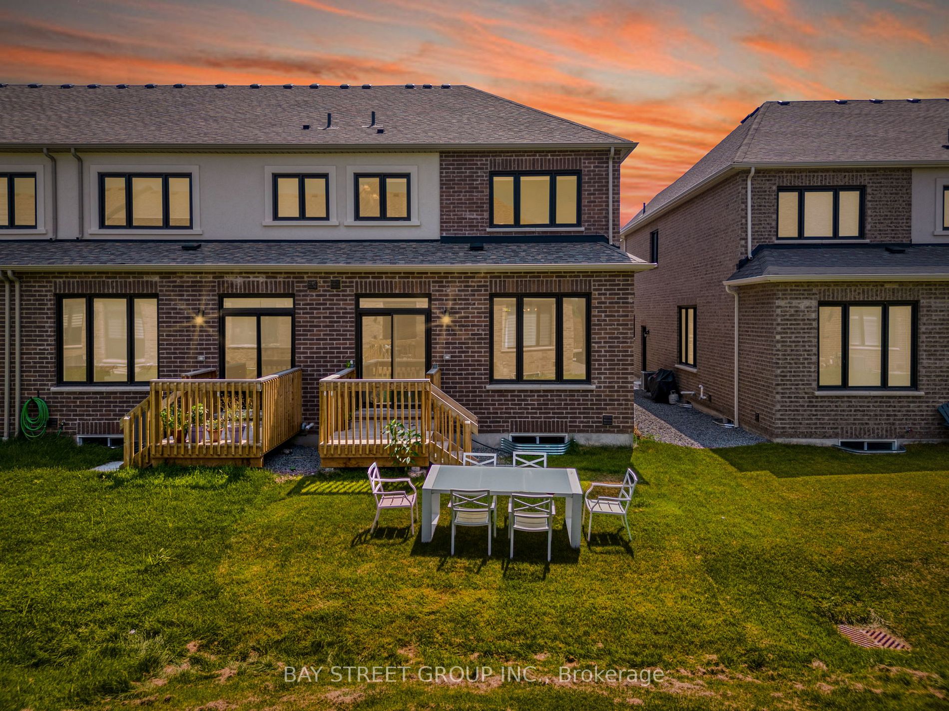 115 Laing Dr