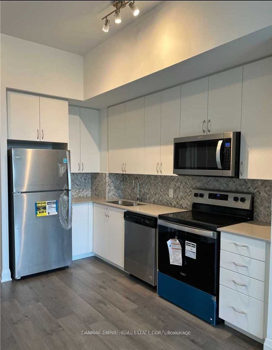 3220 Sheppard Ave E, #423