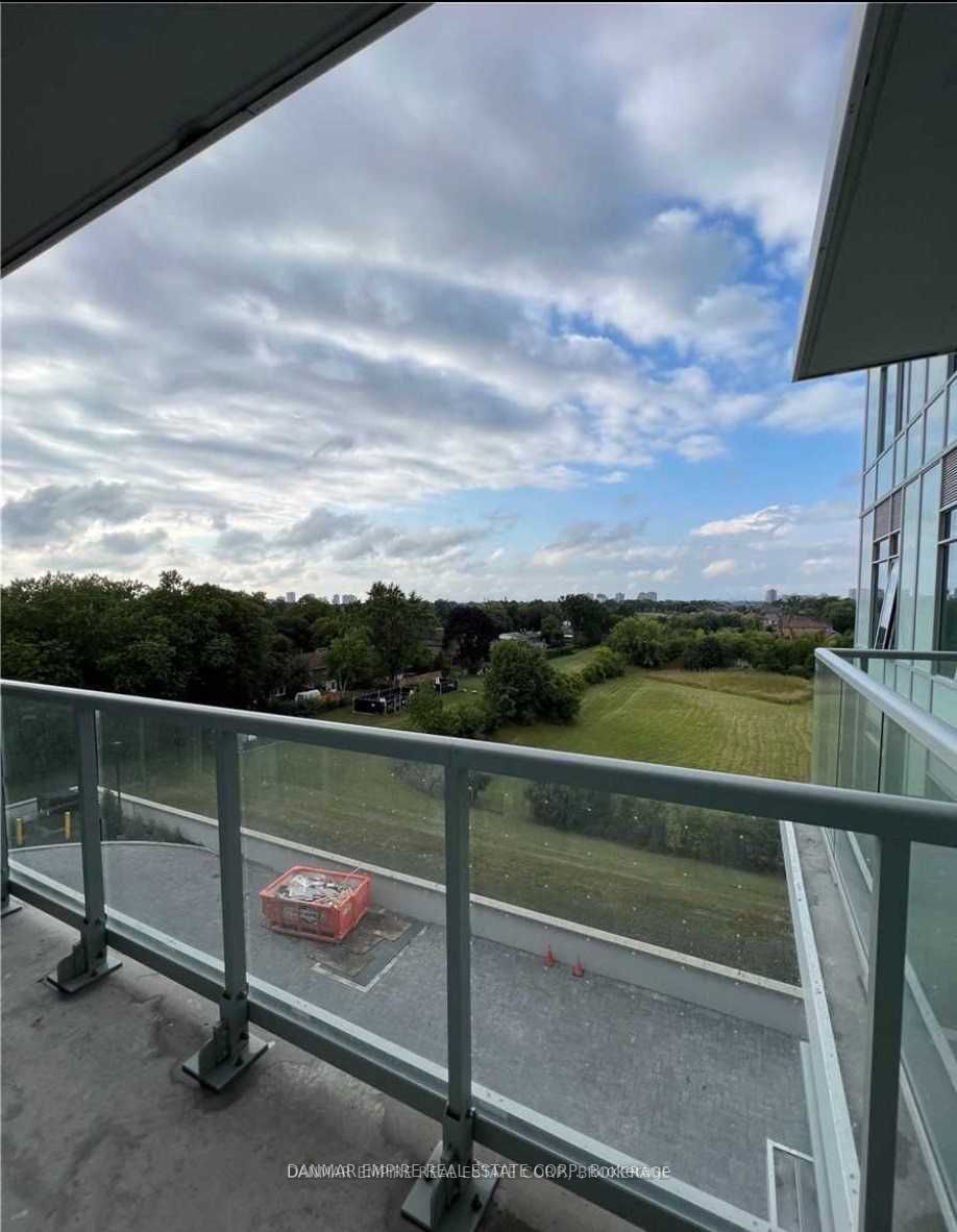 3220 Sheppard Ave E, #423