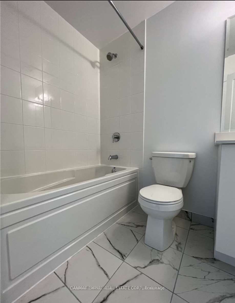 3220 Sheppard Ave E, #423