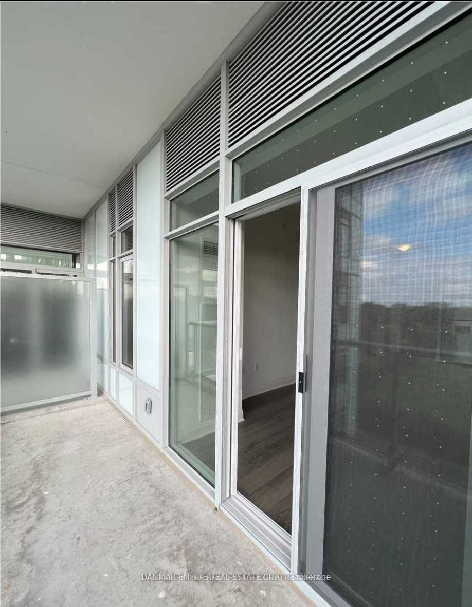 3220 Sheppard Ave E, #423