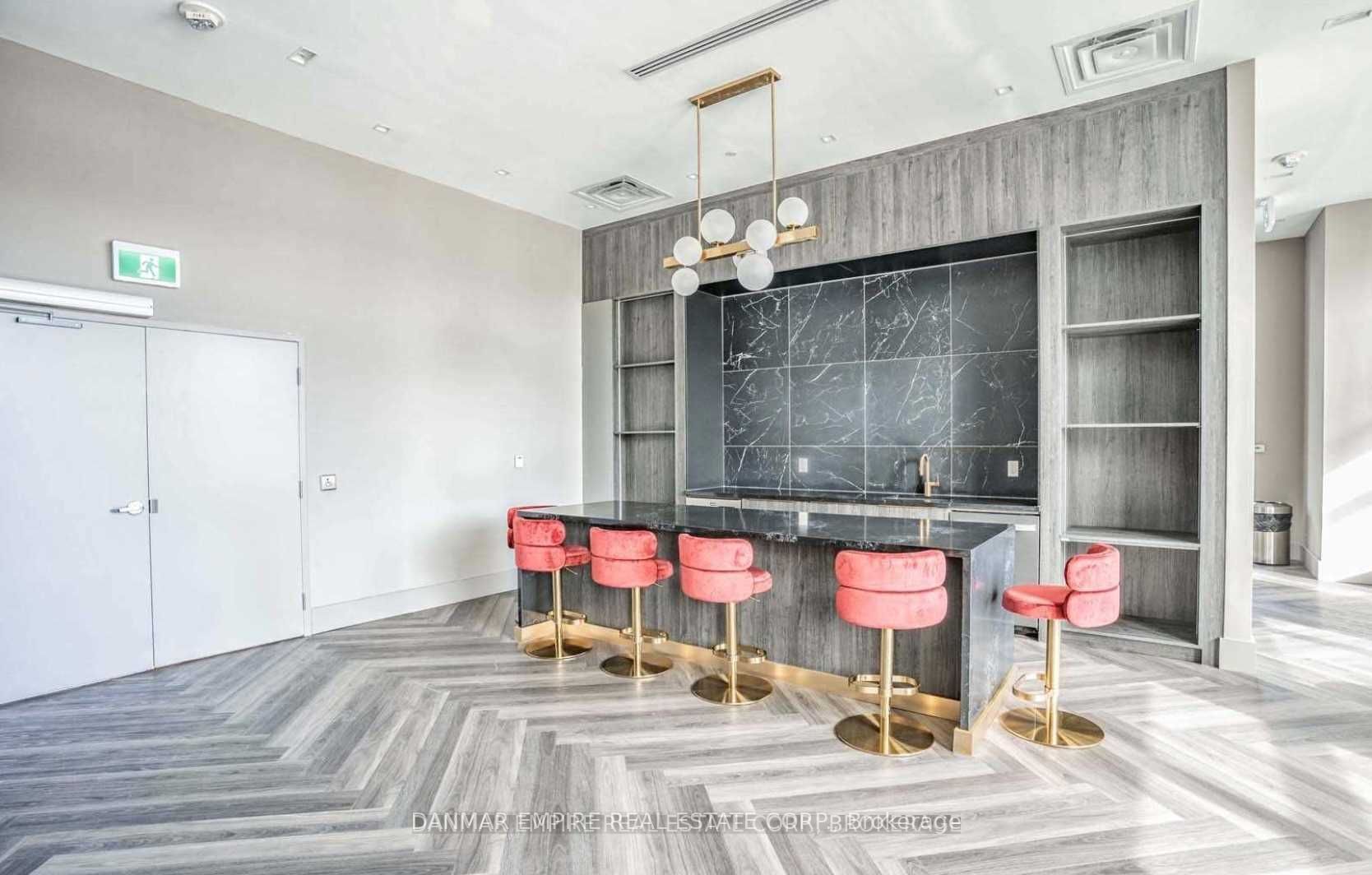 3220 Sheppard Ave E, #423