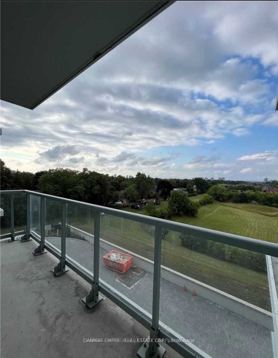 3220 Sheppard Ave E, #423