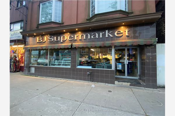 1449 Gerrard St E, Toronto