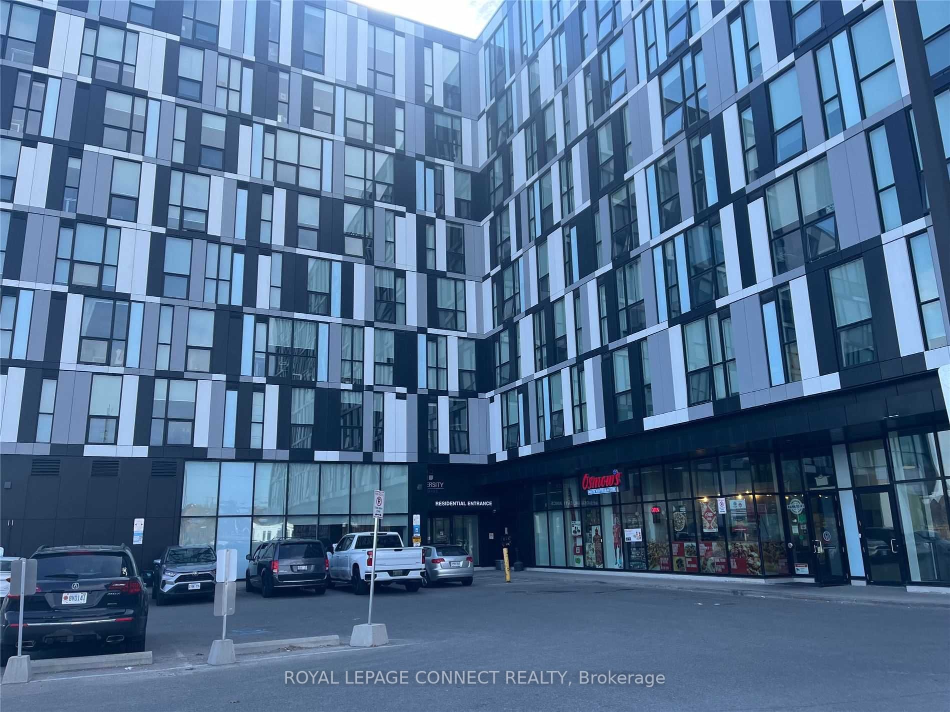 1900 Simcoe St N, #631