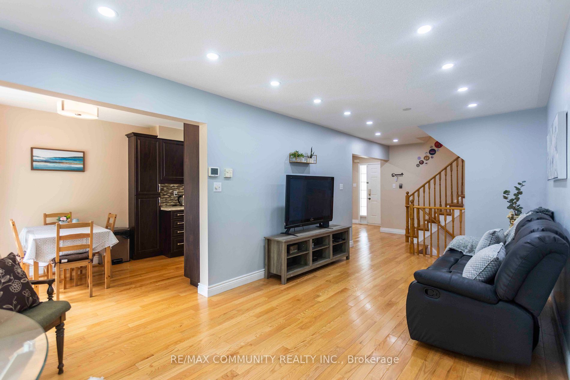 43 Creekwood Cres
