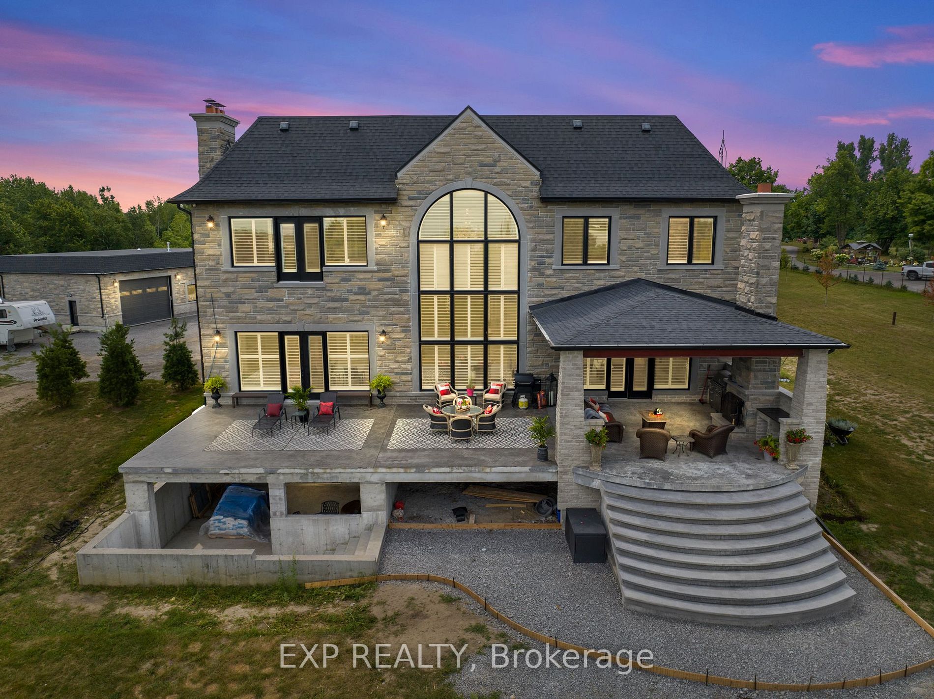 690 View Lake Rd