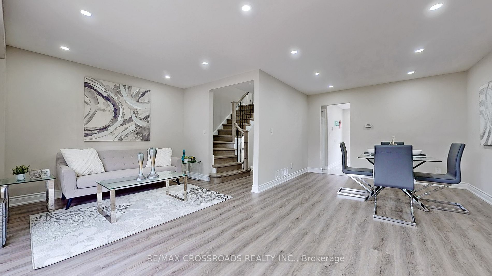 21 Livonia Place, #90