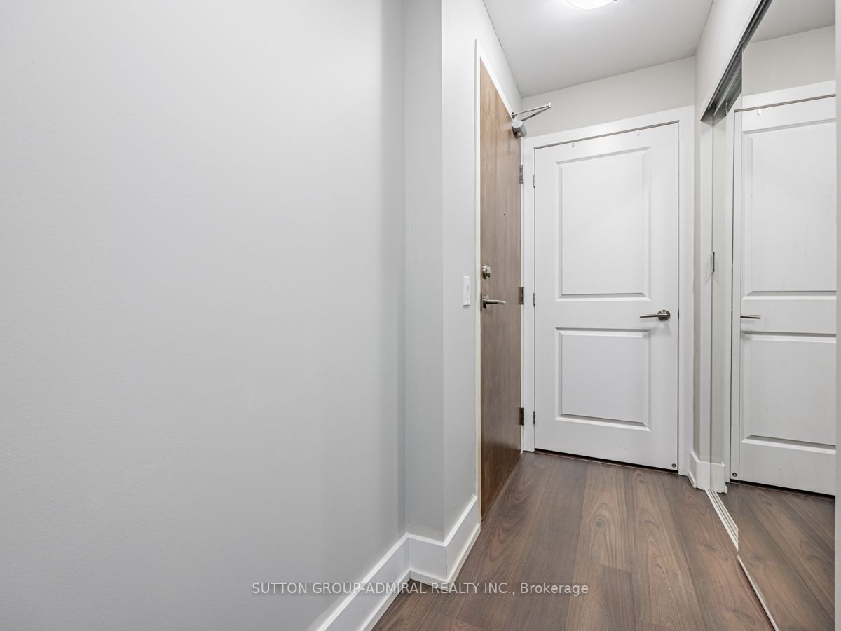 1215 Bayly St, #501