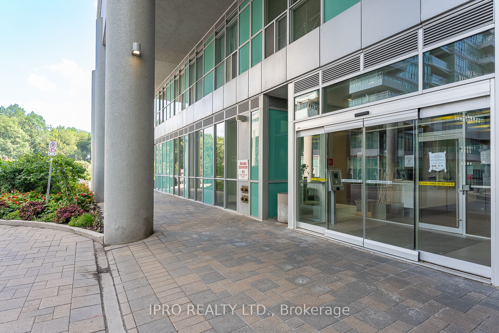 60 Town Centre Crt, #2404