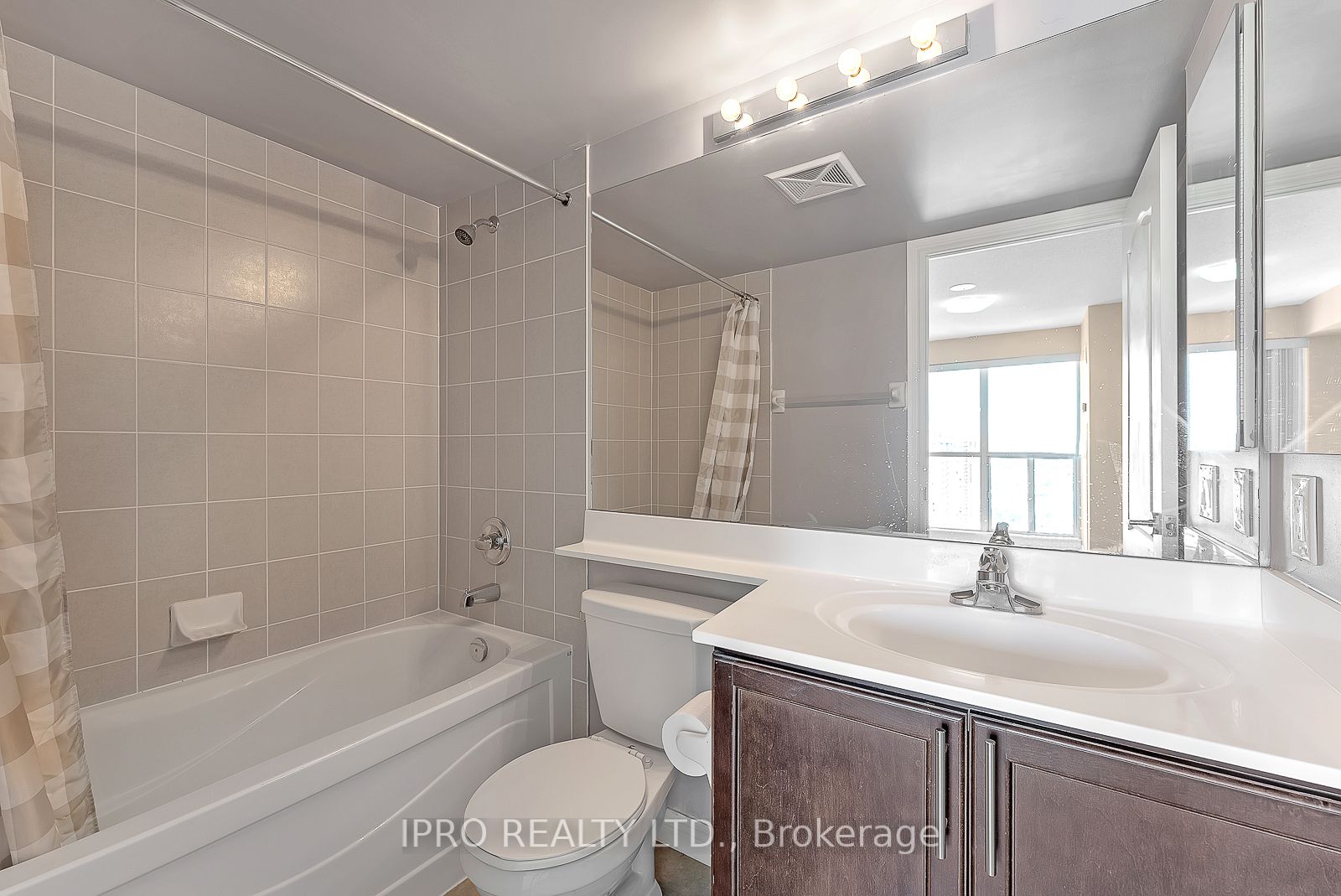 60 Town Centre Crt, #2404
