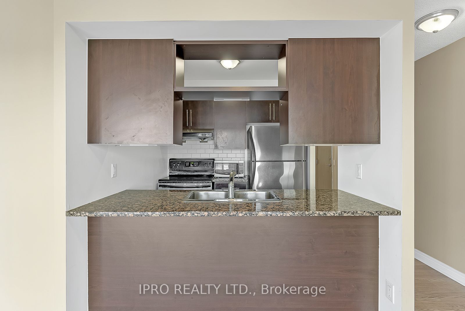 60 Town Centre Crt, #2404