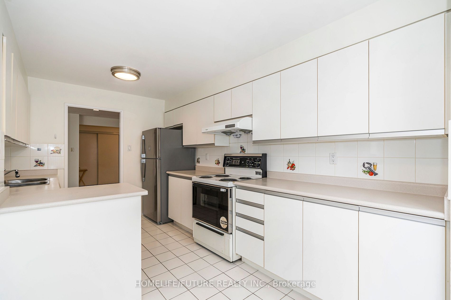 430 Mclevin Ave, #101
