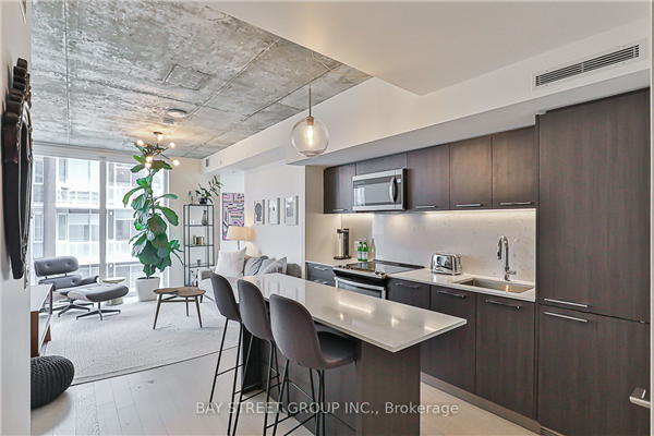 15 Baseball Pl, Toronto