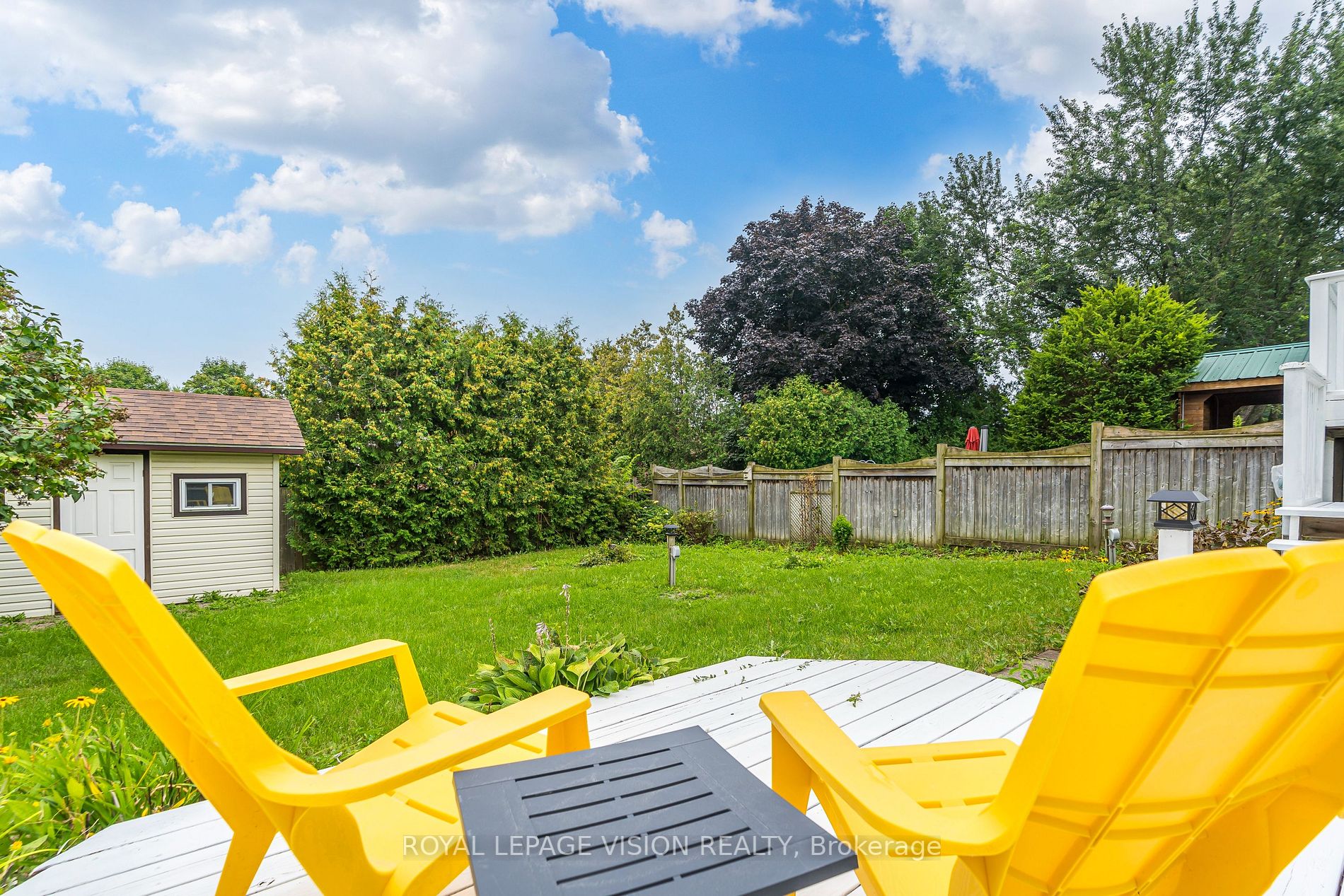 3 Muir Cres