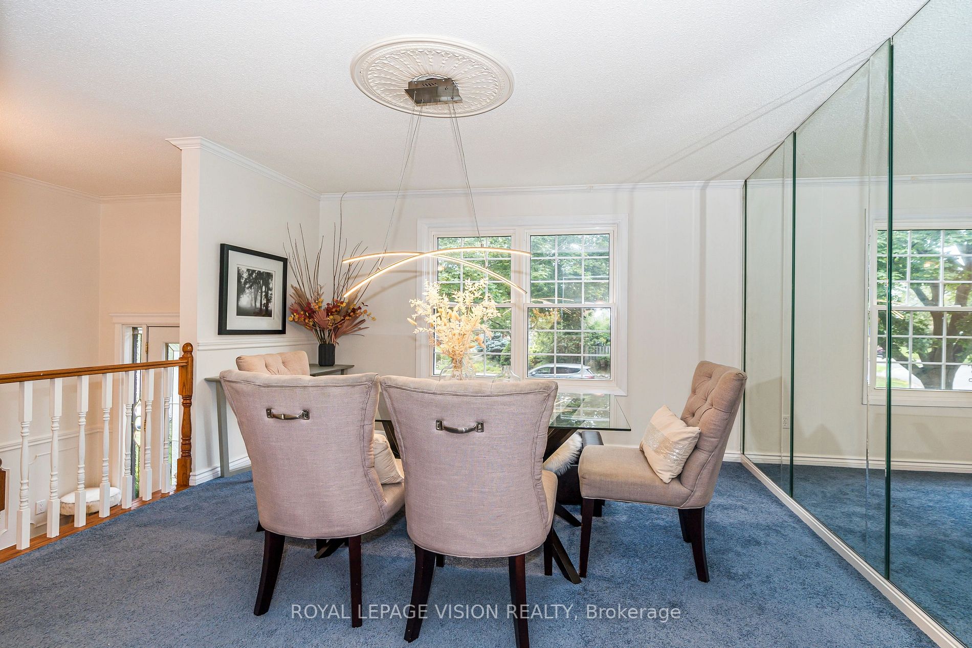 3 Muir Cres