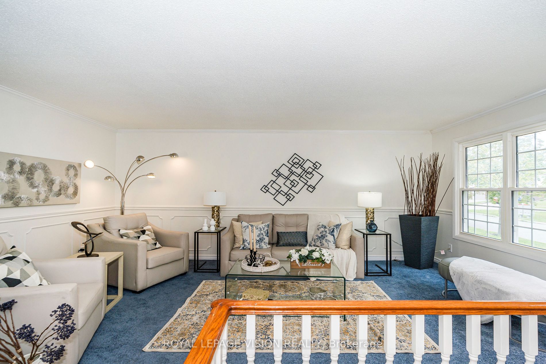 3 Muir Cres