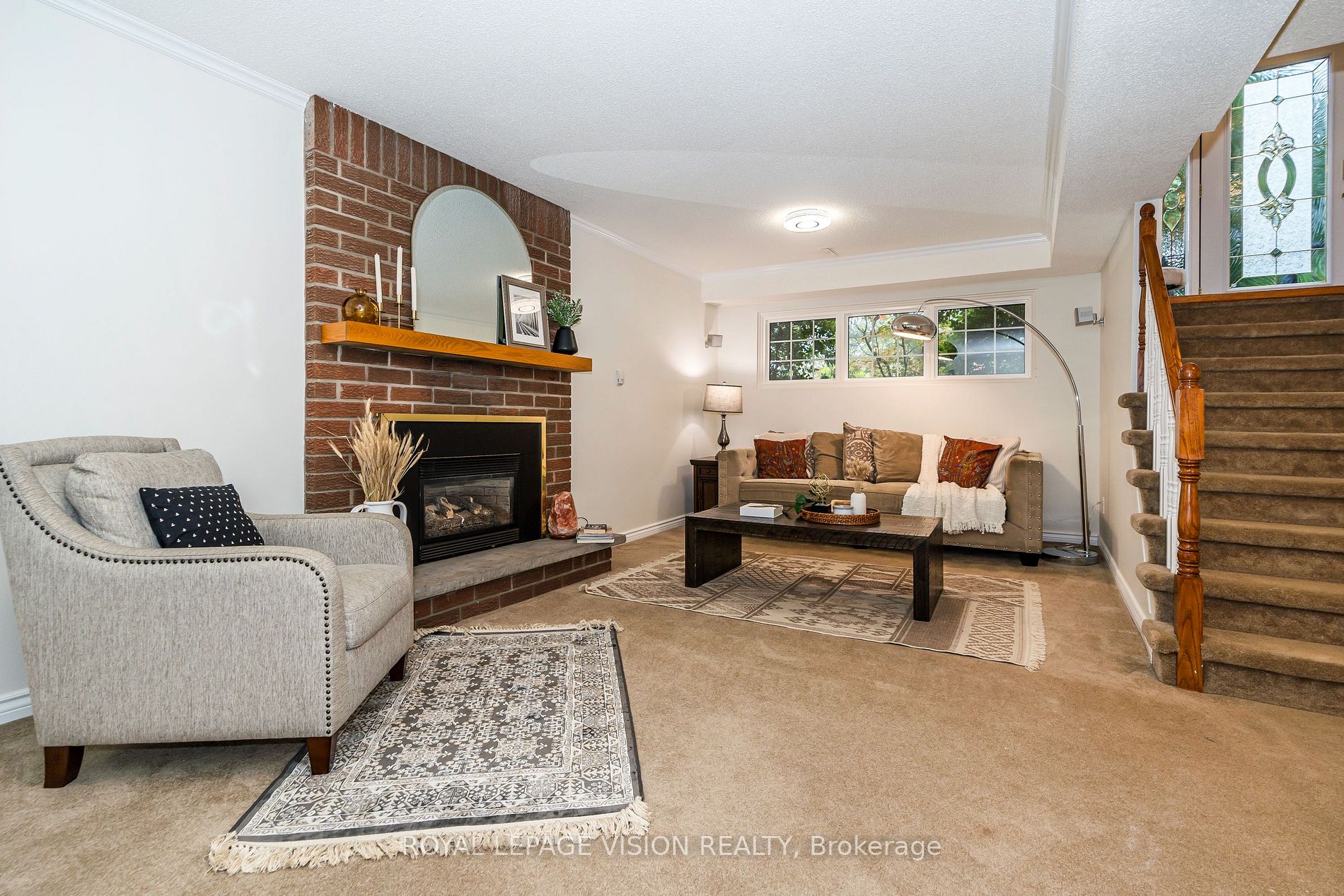 3 Muir Cres