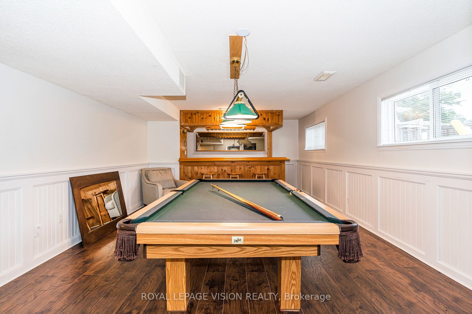 3 Muir Cres