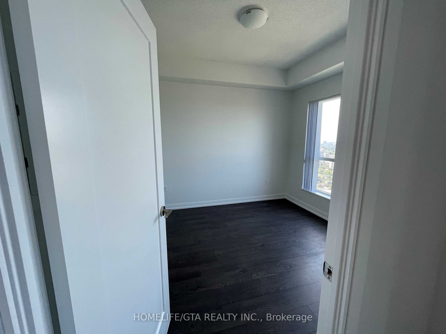 275 Village Green Sq, #3321