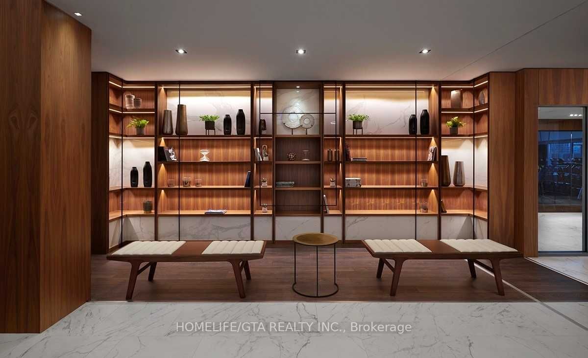 275 Village Green Sq, #3321