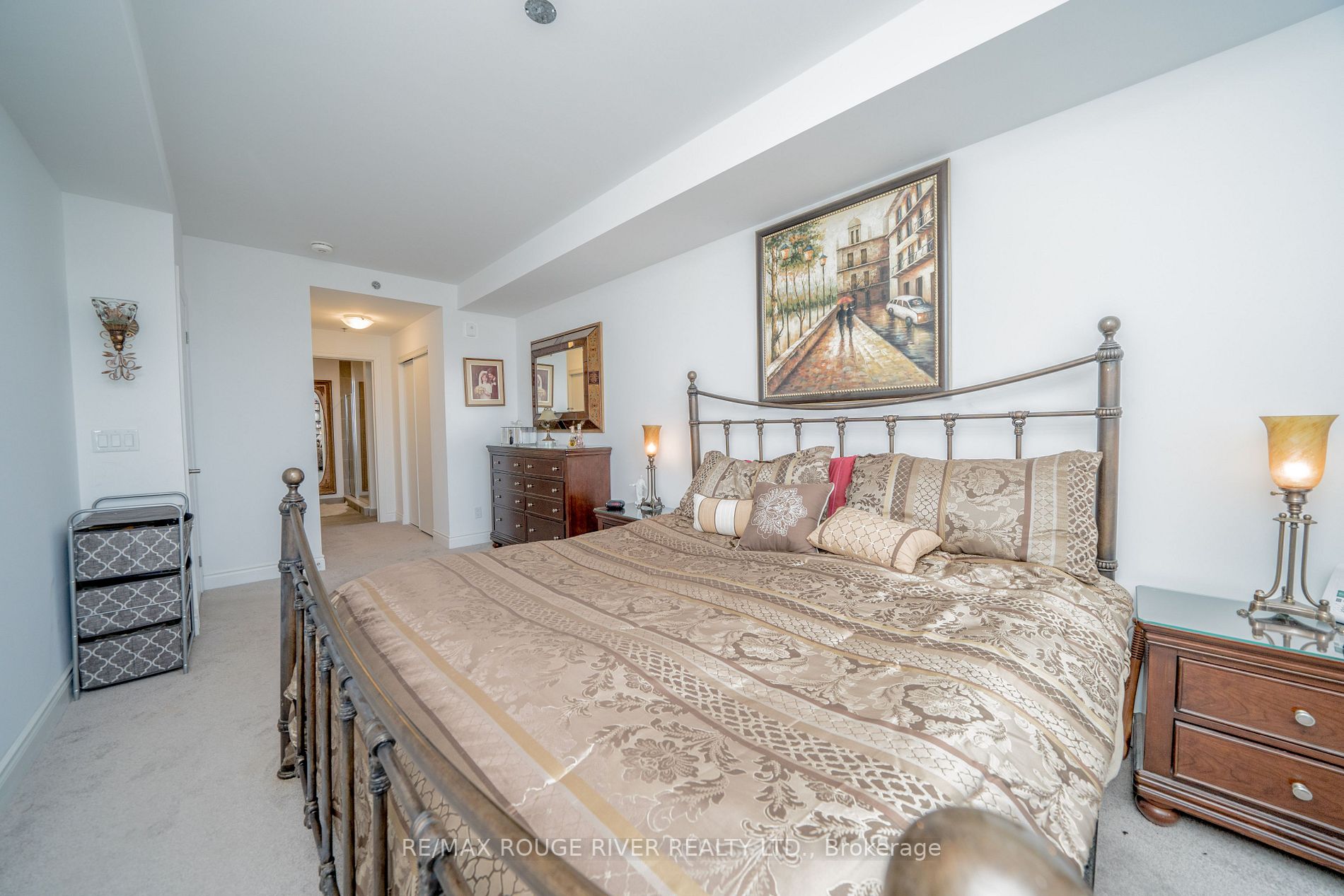 21 Brookhouse Dr, #302