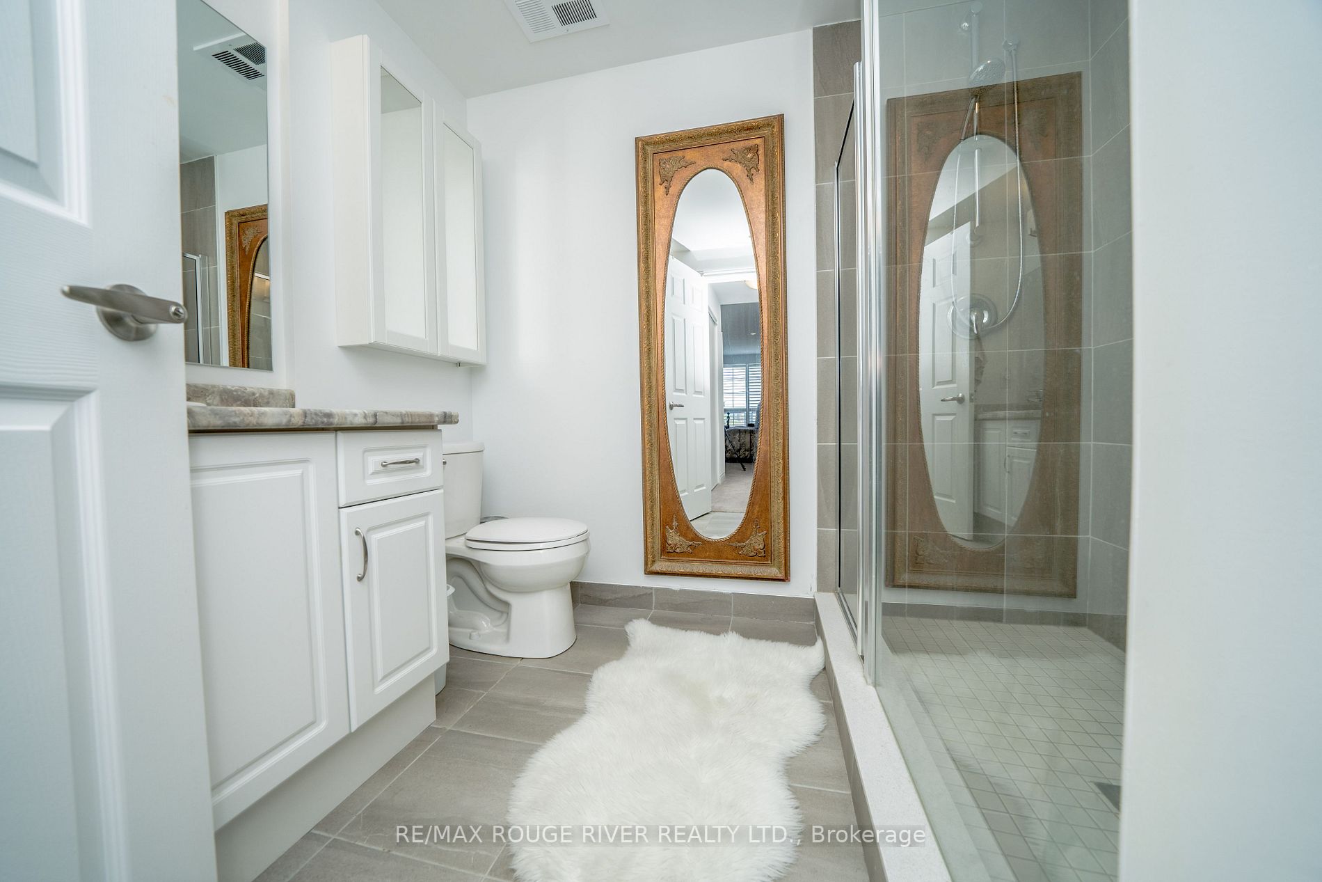 21 Brookhouse Dr, #302