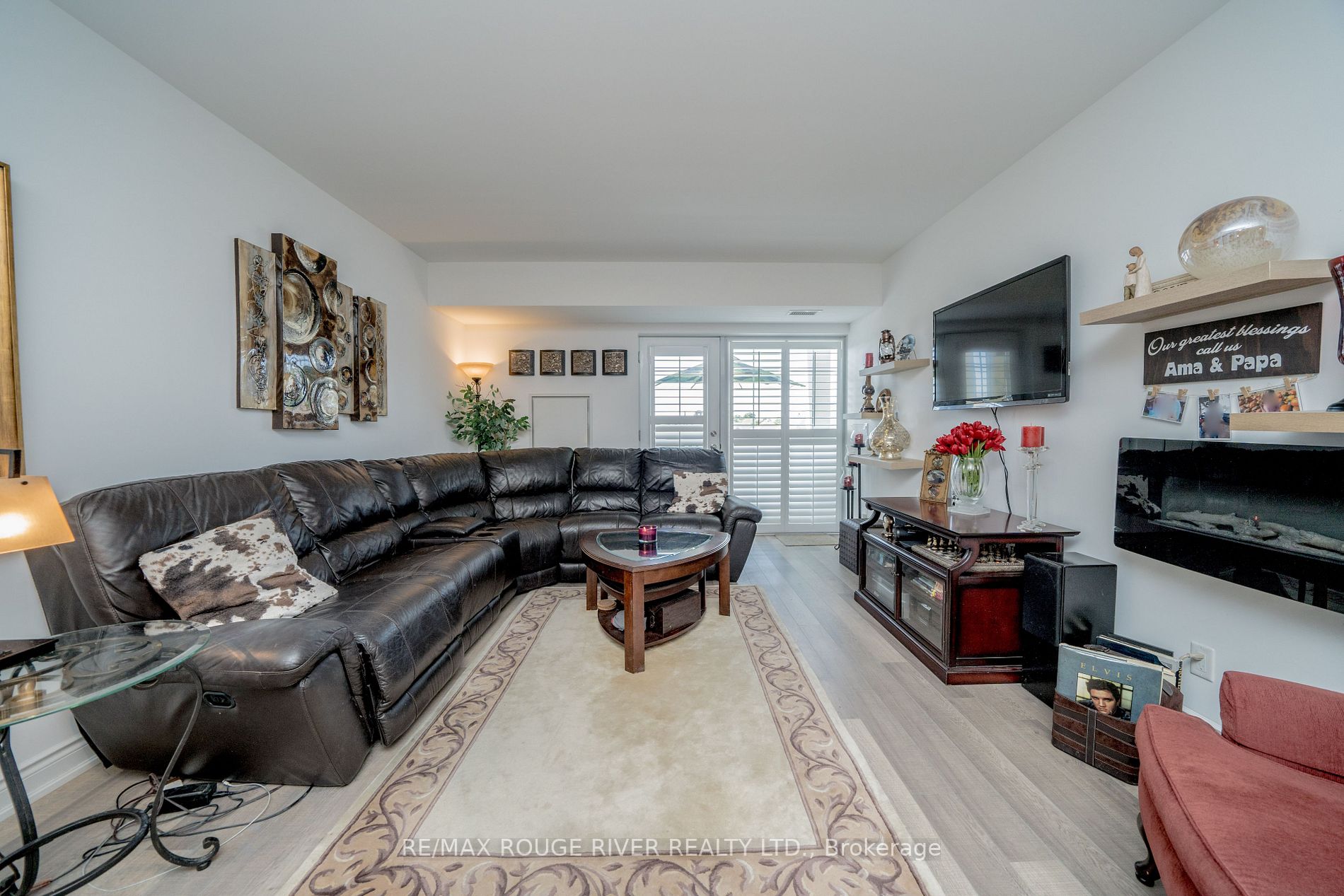 21 Brookhouse Dr, #302