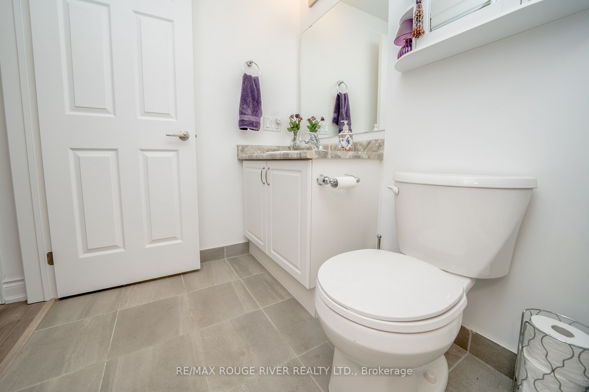 21 Brookhouse Dr, #302