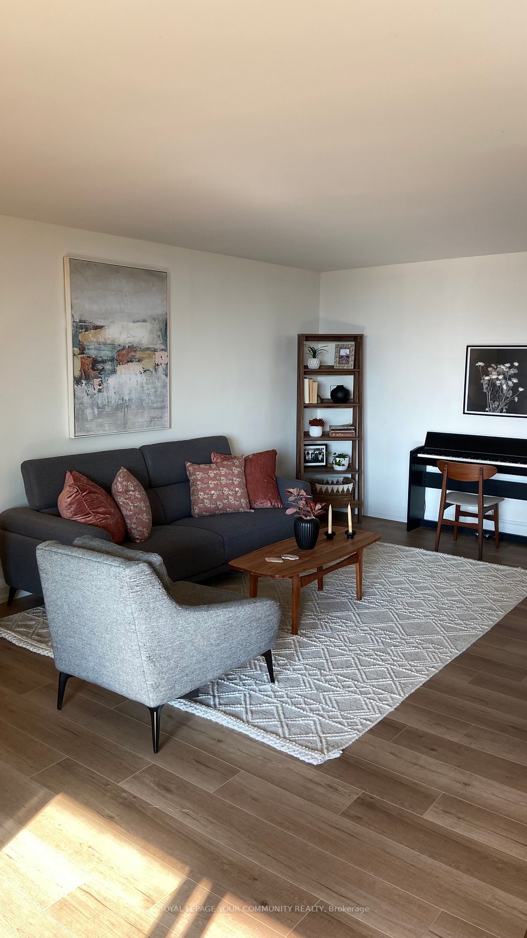1 Massey Sq, #1509