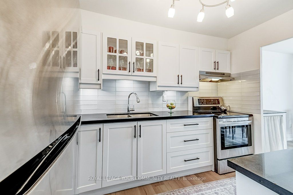 1 Massey Sq, #1509