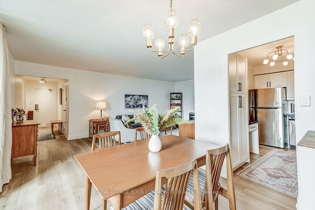 1 Massey Sq, #1509